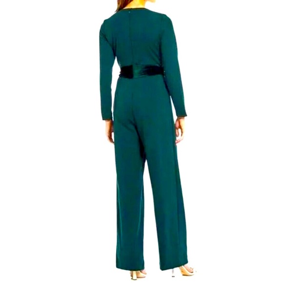 NWT BADGLEY MISCHKA Hadley Emerald Velvet Sash Jumpsuit 6 MSRP $300 - Picture 2 of 9